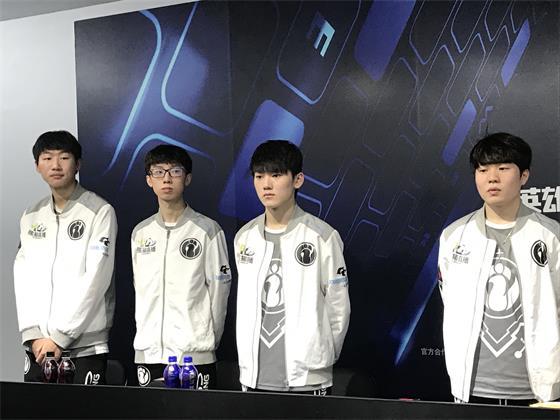 加强了篮下 加强了篮下